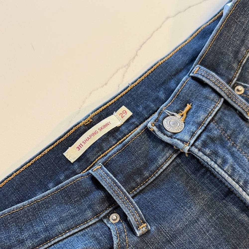 Levi's 311 Shaping Skinny 29